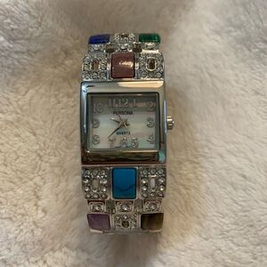 NEW PERSONA LADIES SILVER STONE CABOCHONS STONES MOTHER OF PEARL FACE WATCH